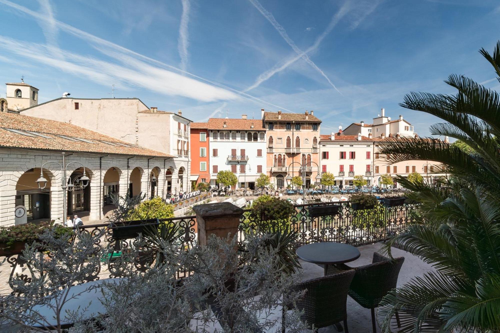 Hotel Piroscafo Desenzano del Garda Exterior foto